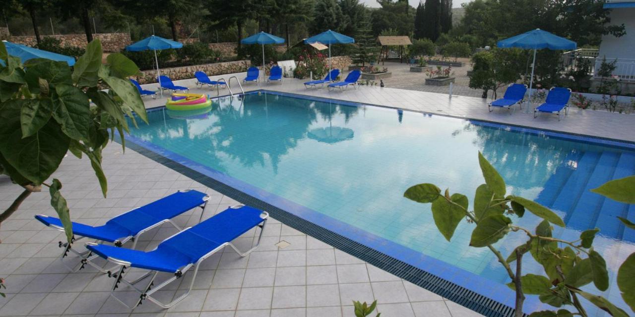 Blue White Apartments - Kefallonia Poolside Retreats Spartia  Exterior photo