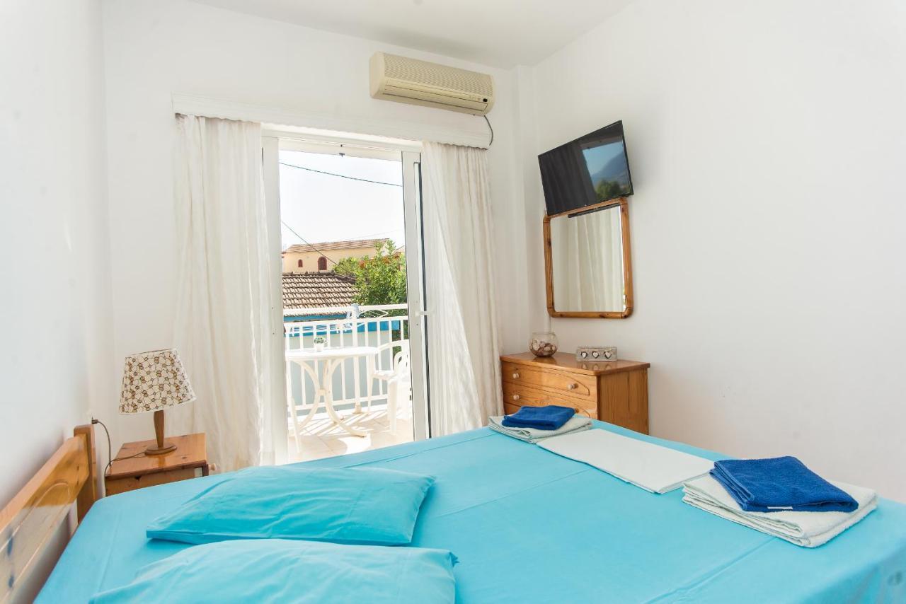 Blue White Apartments - Kefallonia Poolside Retreats Spartia  Exterior photo
